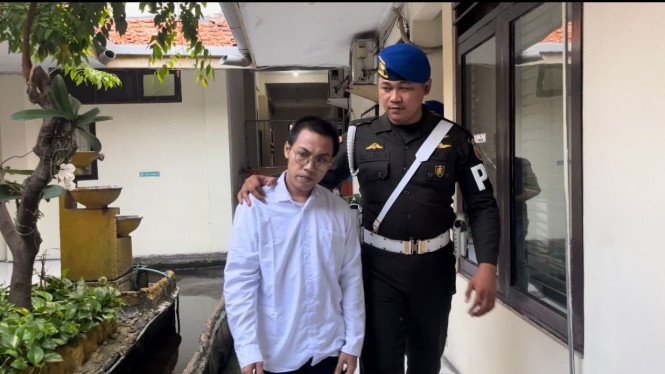 Seorang pramusaji praktik prostitusi, Andi Febriato