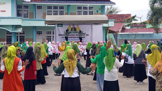 Senam Bersama Tandai Peluncuran Mustika Segar