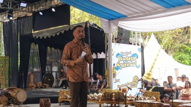 Wakil Menteri Kebudayaan, Giring Ganesha Djumaryo saat menutup Festival Budaya Spiritual di Tulungagung