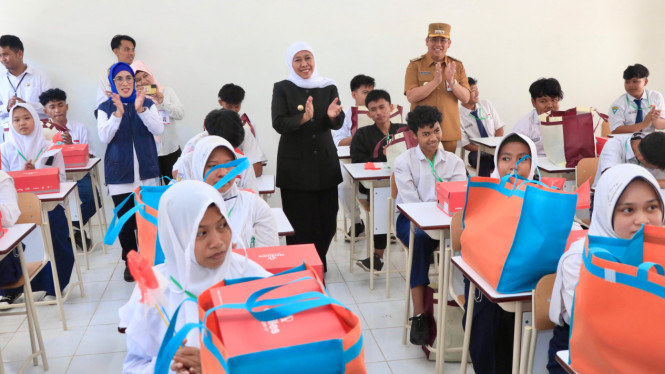 Gubernur Khofifah meninjau Sekolah Rakyat di Probolinggo.