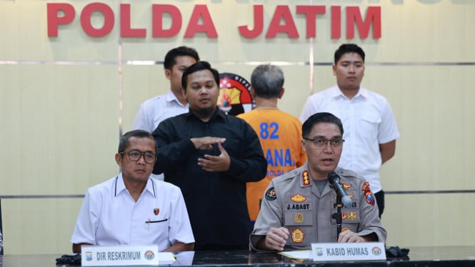 Kasus oknum pendeta cabul di Polda Jatim.
