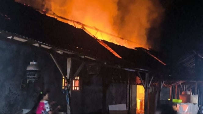 Kebakaran tempat produksi tahu di Trenggalek