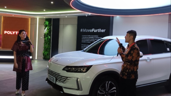 Peresmian Showroom Mobil Listrik Polytron Surabaya