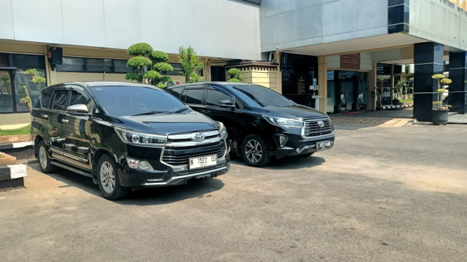 Mobil milik penyidik KPK
