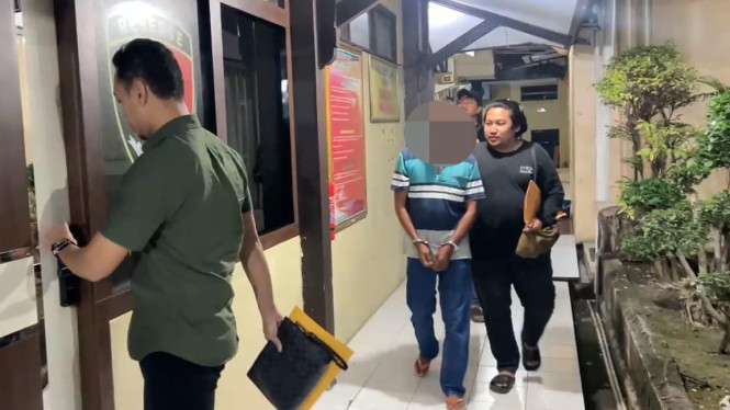 Pelaku persetubuhan anak di bawah umur hingga hamil saat diamankan Polres Lamongan