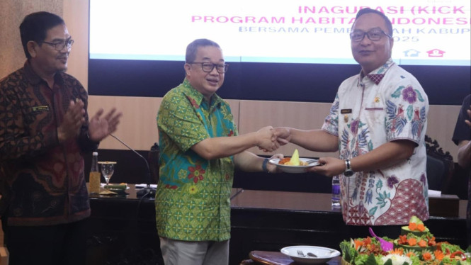 Wakil Bupati Gresik, Asluchul Alif