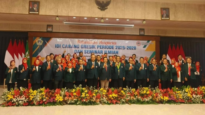 Pelantikan pengurus IDI Gresik 2025-2028.