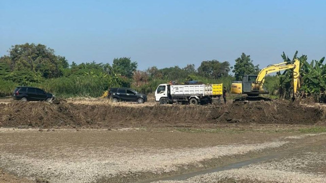 Tambang Galian C di Desa Sukorejo Bungah Gresik