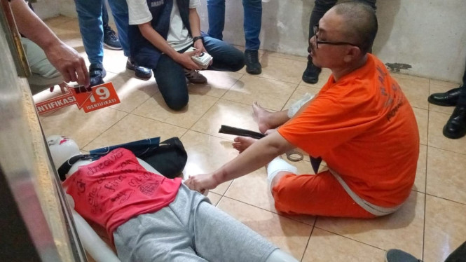 Rekonstruksi pembunuhan wanita driver ojol di Sidoarjo.