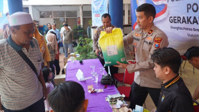 Gerakan Pangan Murah Sembako Polres Gresik