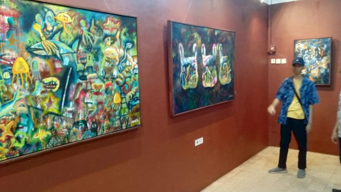 Pameran lukisan Sagara Warna di galery Merah Putih Surabaya