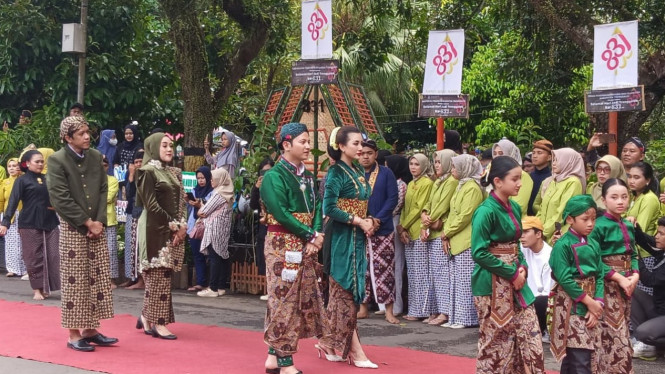 Proses kirab Harjad ke-831 Kabupaten Trenggalek.
