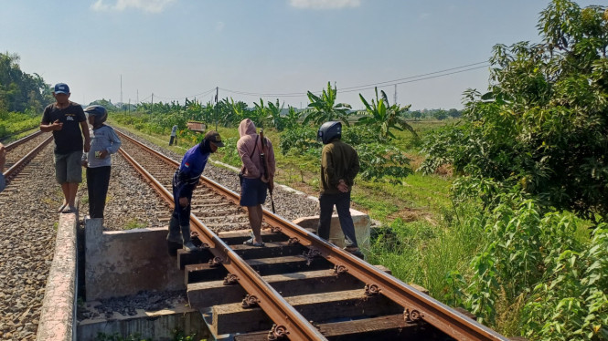 Petani di Lamongan meninggal tertabrak KA