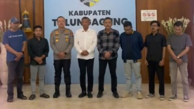 Pengumuman penundaan demonstrasi di Tulungagung