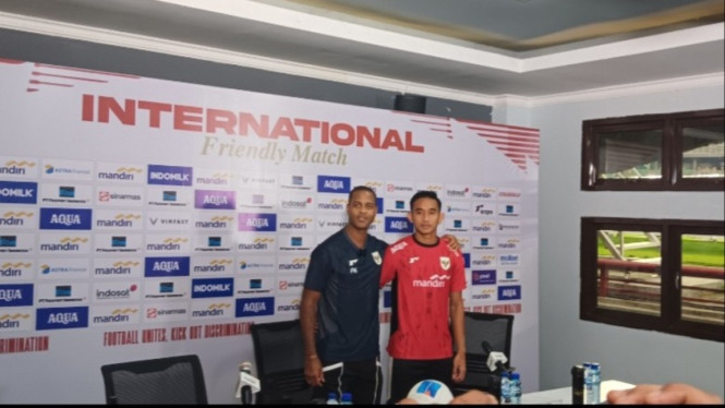 Patrick Kluivert dan Rizky Ridho.