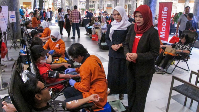 Masyarakat Mengikuti Donor Darah Moorlife.