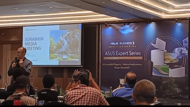 Media Gathering ASUS Expert Series.