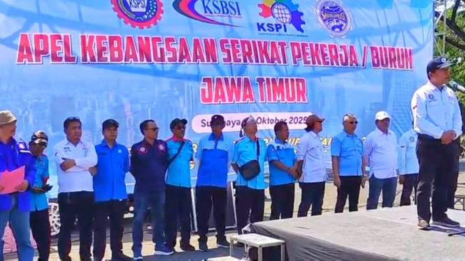Buruh Jatim apel kebangsaan di GOR Delta Sidoarjo.