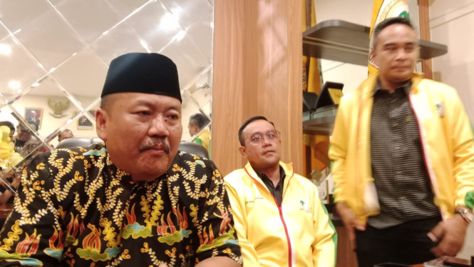 Ketua DPD Golkar Jatim Ali Mufthi.