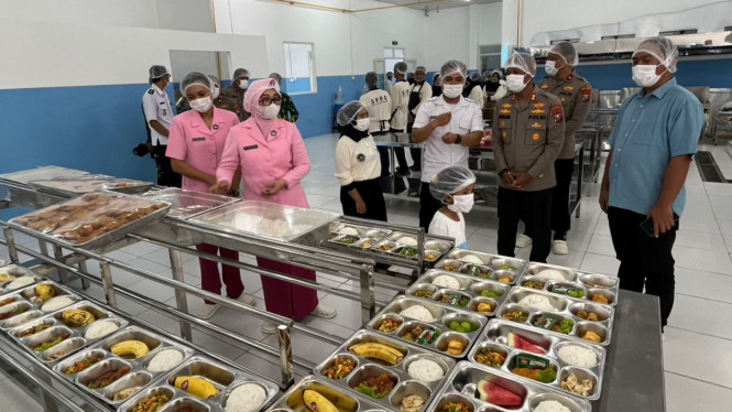 Kapolres Mojokerto AKBP Irham Kustarto resmikan SPPG Polri.