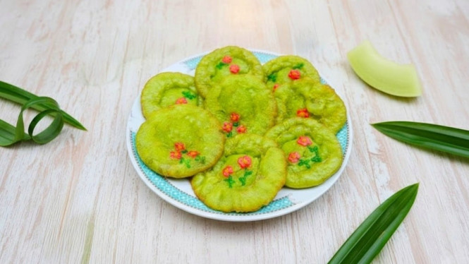 Kue cucur.