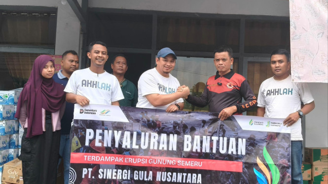 Penyaluran Bantuan Terdampak Erupsi Semeru.