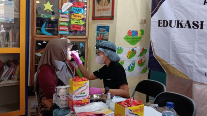 Pemeriksaan Gigi Gratis di Puskesmas Pegirian Surabaya.