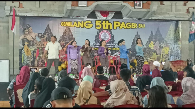 Seni Campur Sari khas Jatim di datangkan komunitas Pager Bali