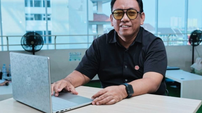 Wakil Rektor II Untag Surabaya Supangat, Ph.D