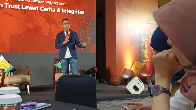 Aiman Witjaksono di LC Bumi CIMB Niaga Bogor Jawa Barat.