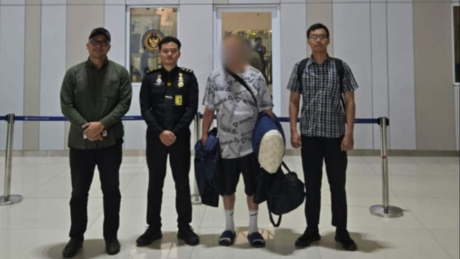 WNA Amerika Dideportasi Imigrasi Blitar.