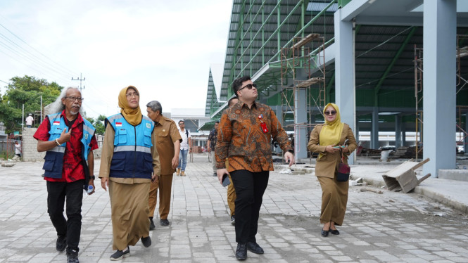 Pengecekan Revitalisasi Pasar Ngadiluwih Kediri.