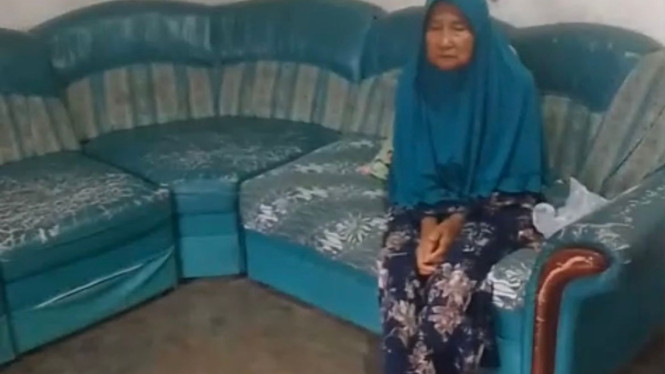Nenek Korban Penipuan di Mojokerto.