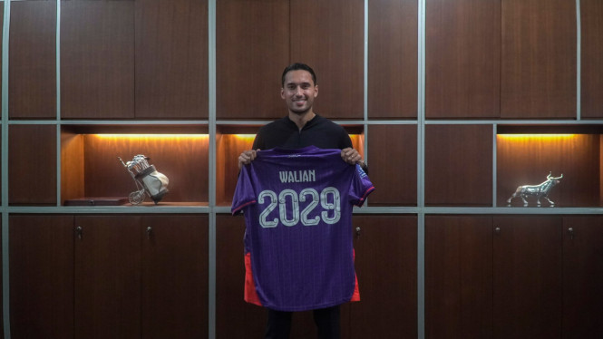 Ezra Walian bakal membela Persik Kediri hingga 2029.