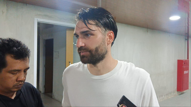Pemain Persik Jon Toral.