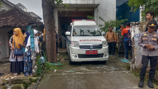 TKP Tewasnya Anak Oleh Ayahnya Sendiri.