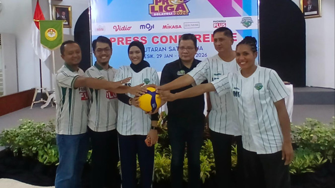 Tim Gresik Phonska Plus di Proliga seri Gresik