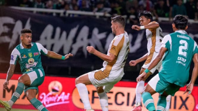 Persebaya Vs Dewa United.