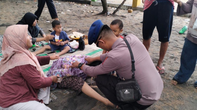 Korban selamat terseret ombak pantai Sine.