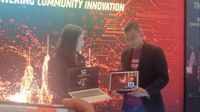 Media Breafing AMD di Surabaya.