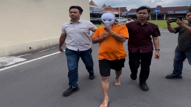 Pelaku Rudapaksa Putri Tiri di Mojokerto.