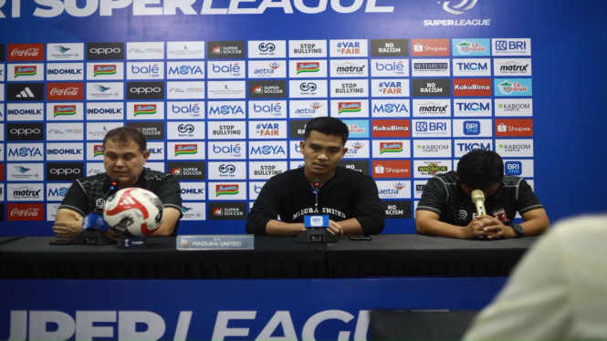Jumpa Pers Madura United.