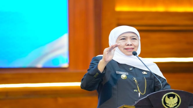 Gubernur Khofifah Indar Parawansa.