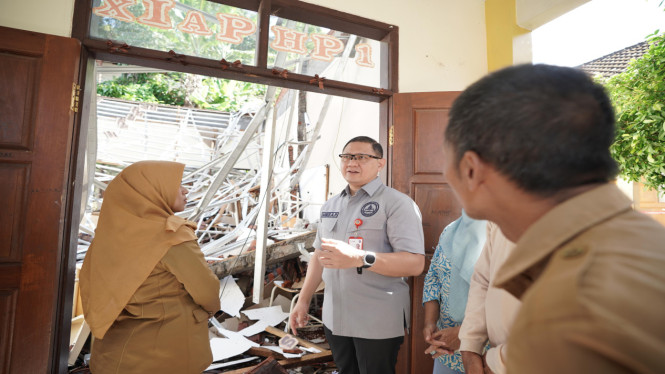 Kepala Dinas Pendidikan Jawa Timur, Aries Agung Paewai