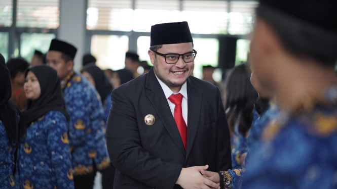 Mas Dhito dalam Pelantikan 156 PNS.