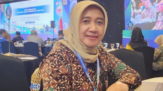 Prof. Husniyatus Salamah Zainiyati.