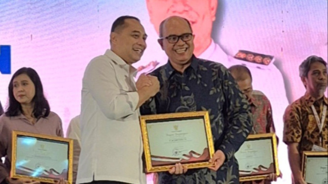 Penerimaan Penghargaan dari SIL Festival 2026.