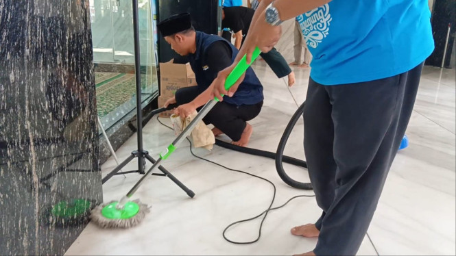 Kegiatan Jambore ke-3 Bersih-bersih Masjid di Tulungagung.