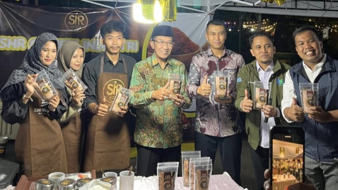 Pembukaan Economic Fest 2026 di Kawasan Arek Lancor Pamekasan.