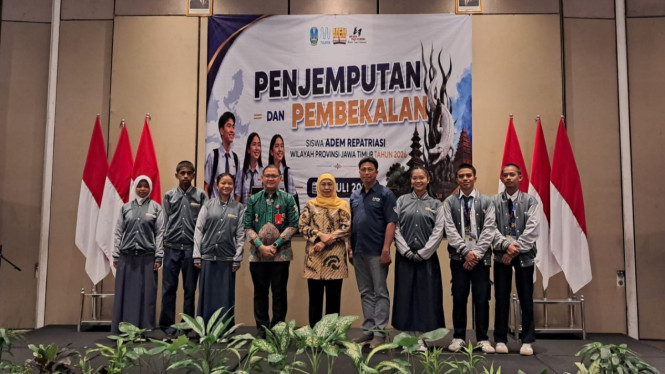 120 Anak PMI dari Malaysia dan Arab Saudi Sekolah di Jatim, Khofifah: Investasi Masa Depan Bangsa